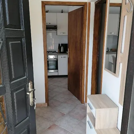 In With Terrace, Air Conditioning, Wifi, Washing Machine 4990-2 Apartmán